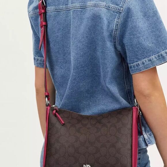 🔥🎁NWT! Coach ELLIE File Signature Crossbody Brown/Violet Msrp:$350.00 - Picture 3 of 5